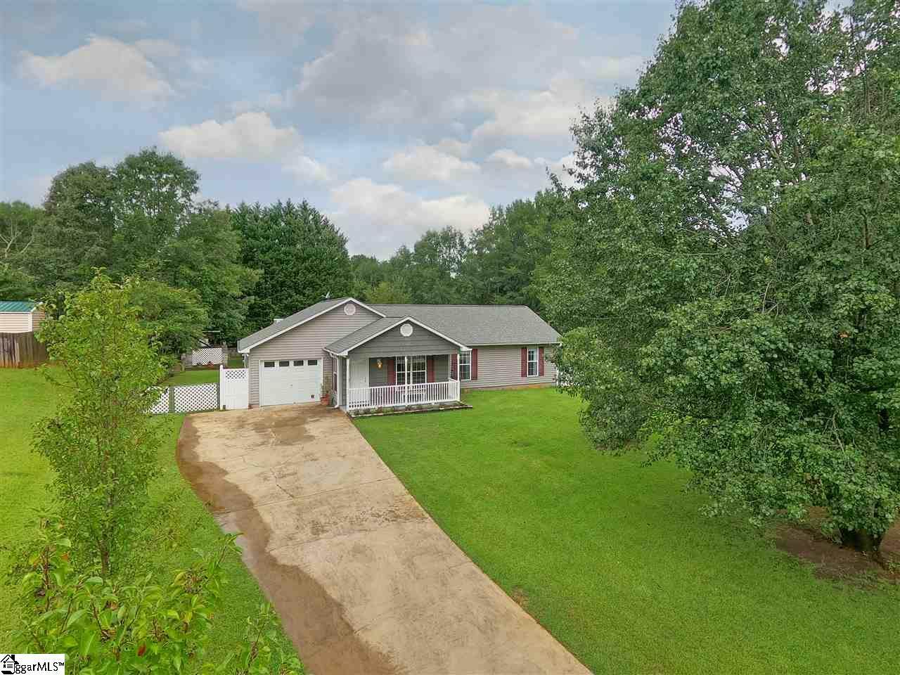21 Blue View Drive - Photo 1