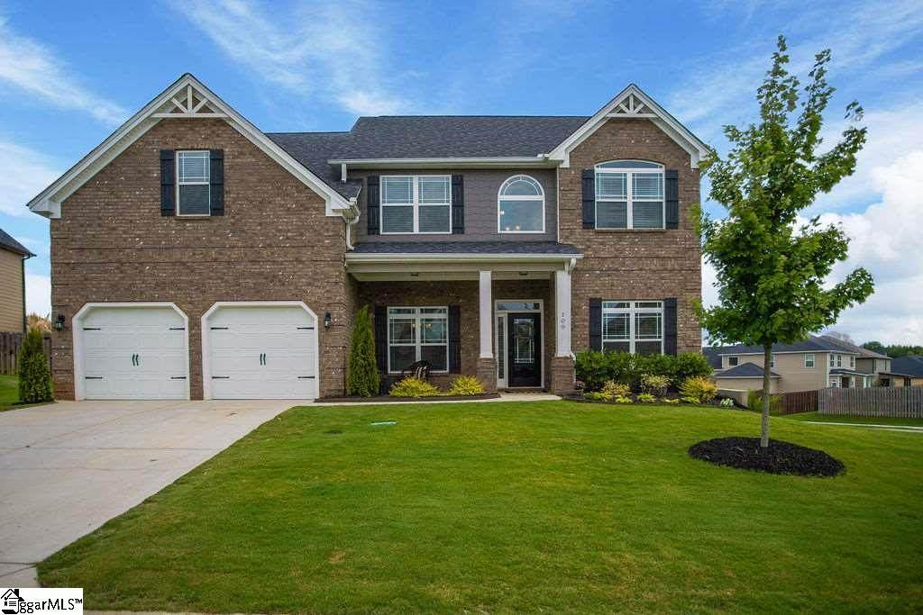 109 Foxhill Drive - Photo 1