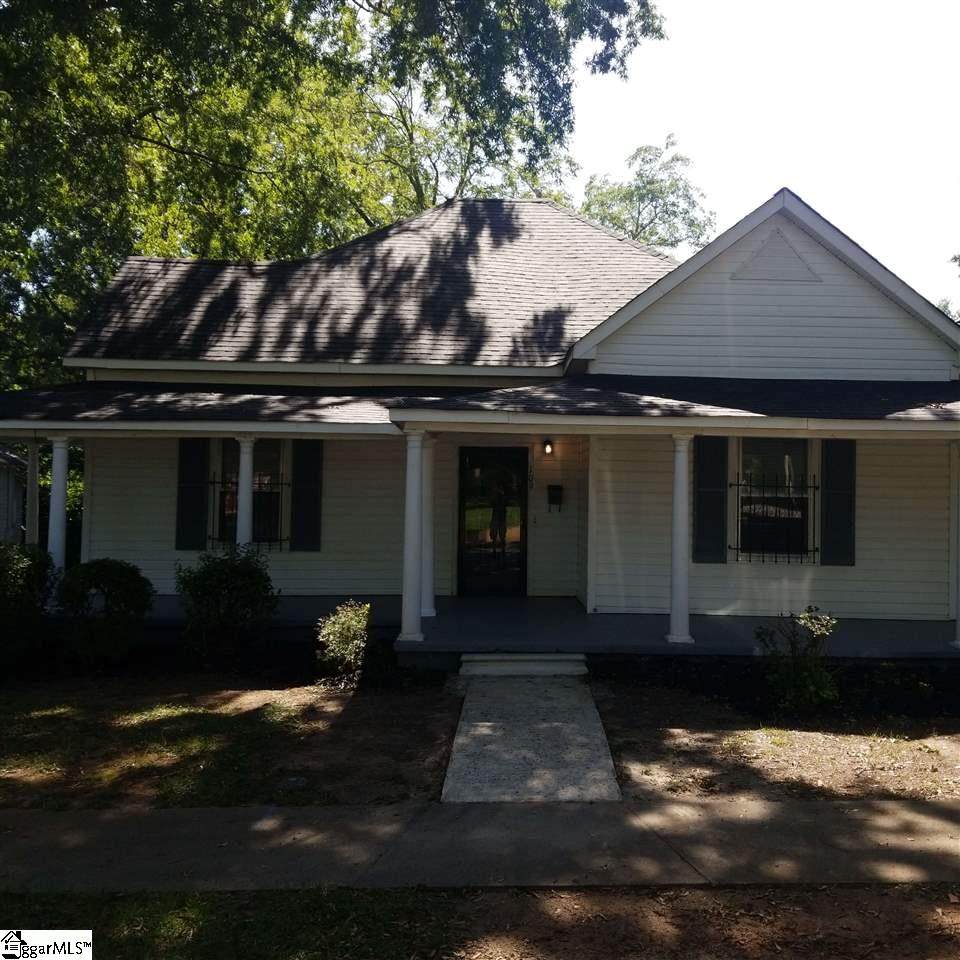109 Laurel Street - Photo 1