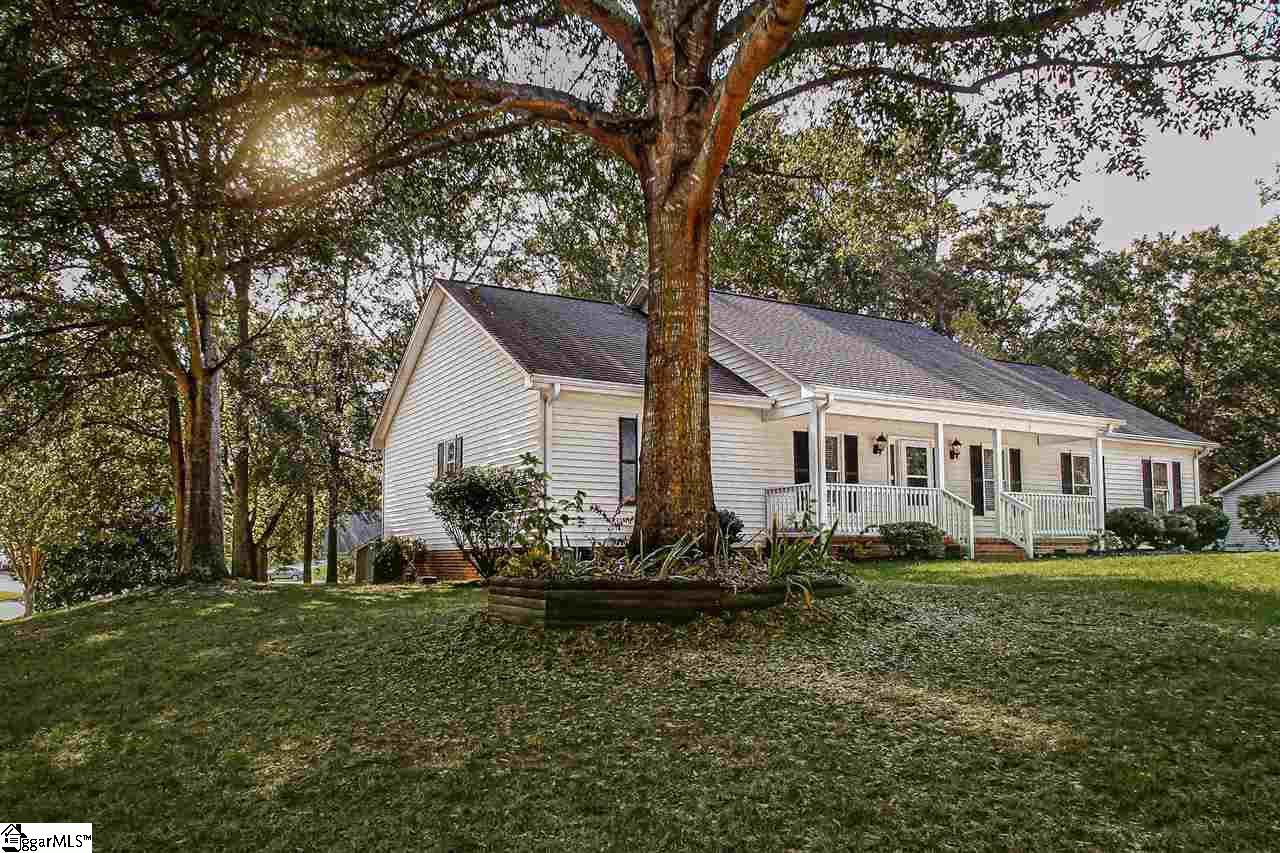 201 Wagoncreek Drive - Photo 1