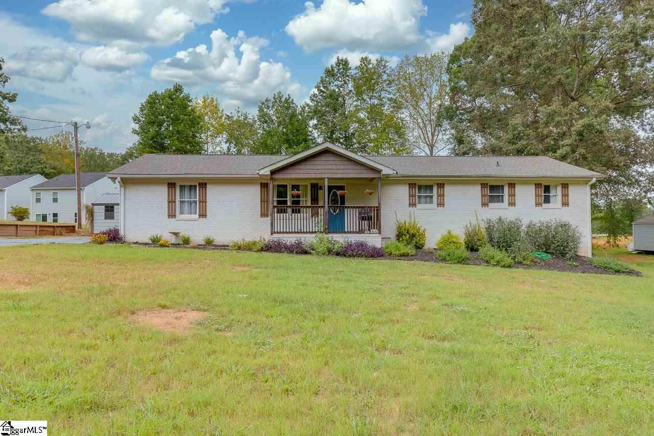 107 Ashland Terrace - Photo 1