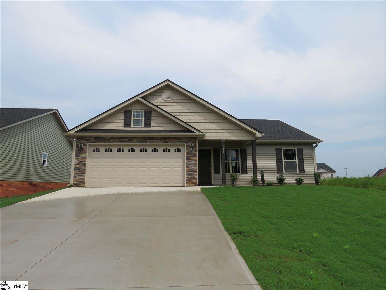 107 Highland Springs Loop - Photo 1