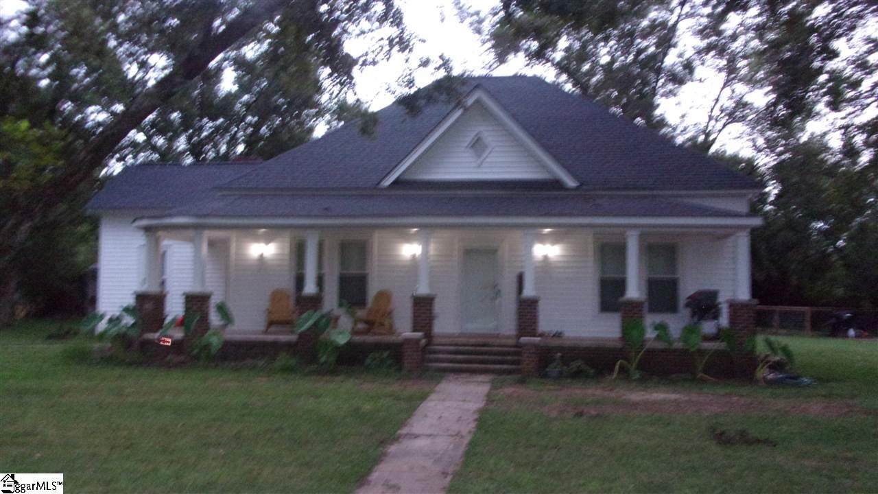 1041 Cherokee Road - Photo 1