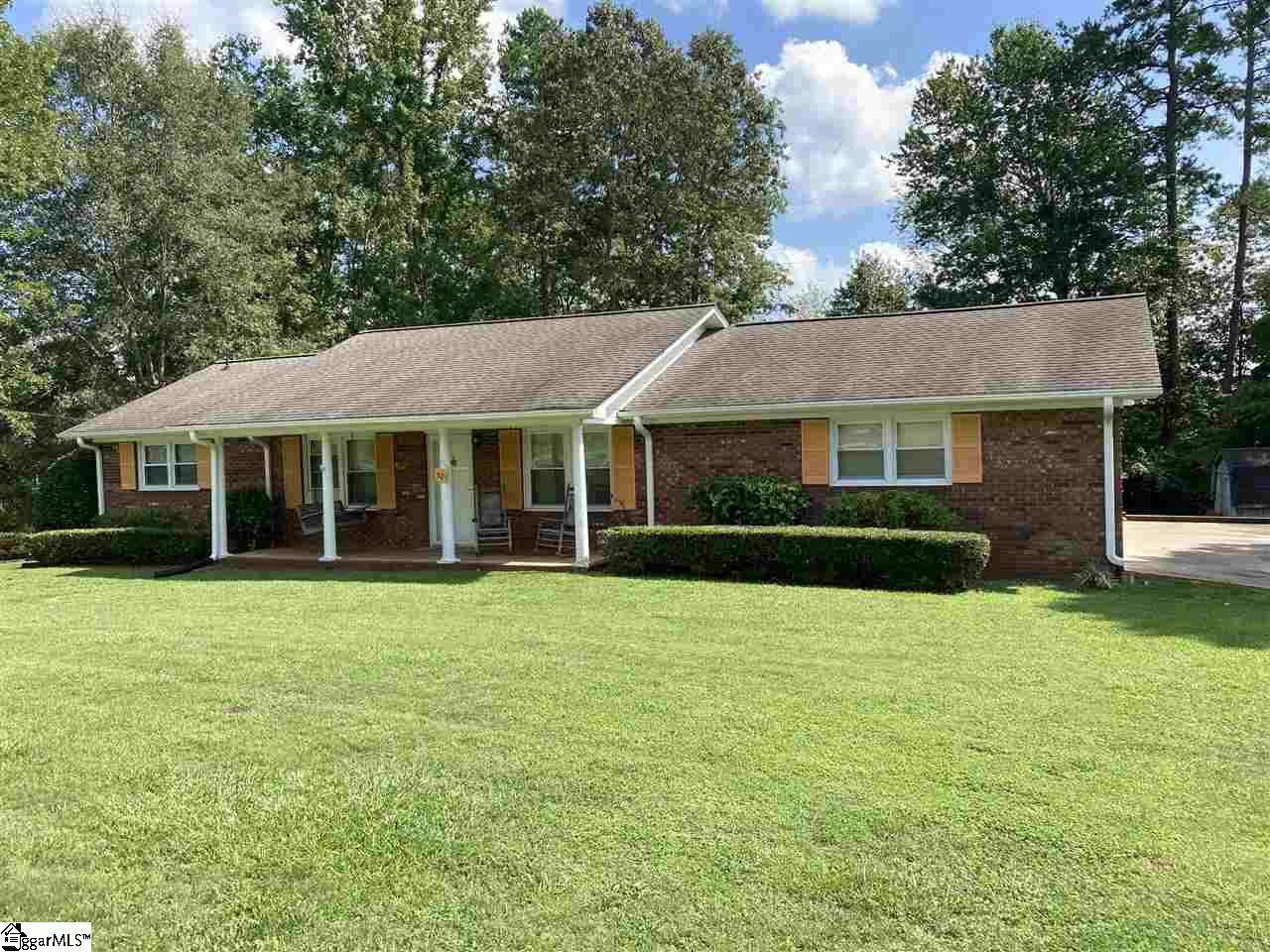 301 Ridgecrest Drive - Photo 1