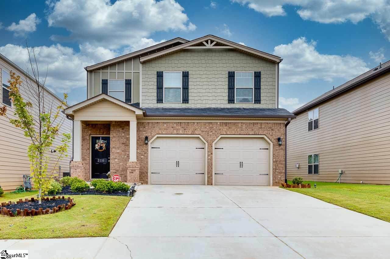 210 Heatherwood Lane - Photo 1