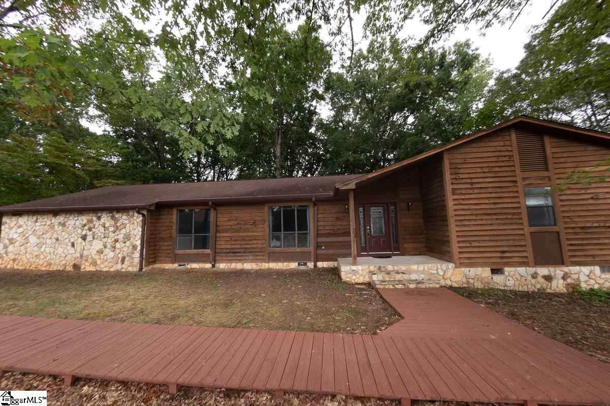 1005 Roper Mountain Road - Photo 1