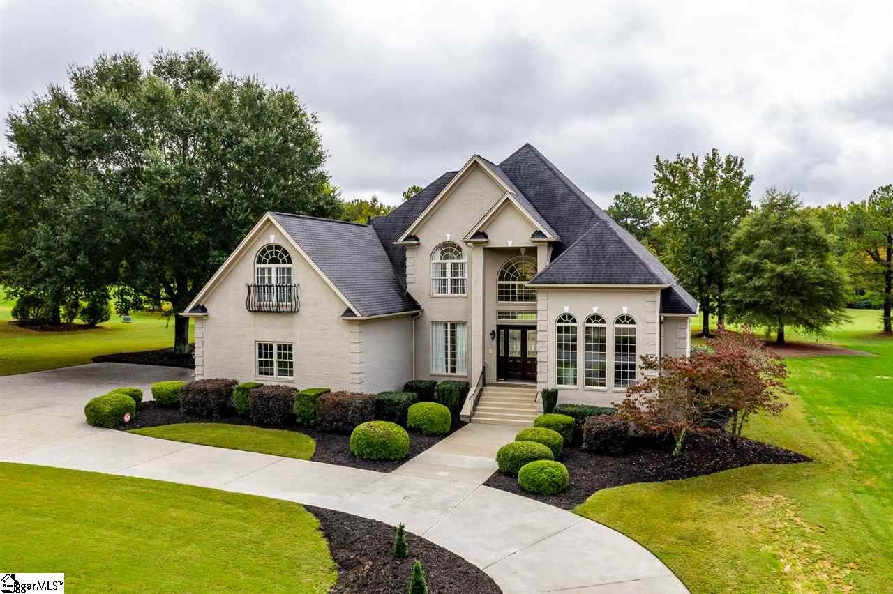 625 Driftwood Drive - Photo 1