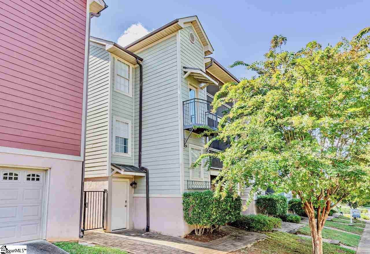 1 Hamilton Avenue - Photo 1