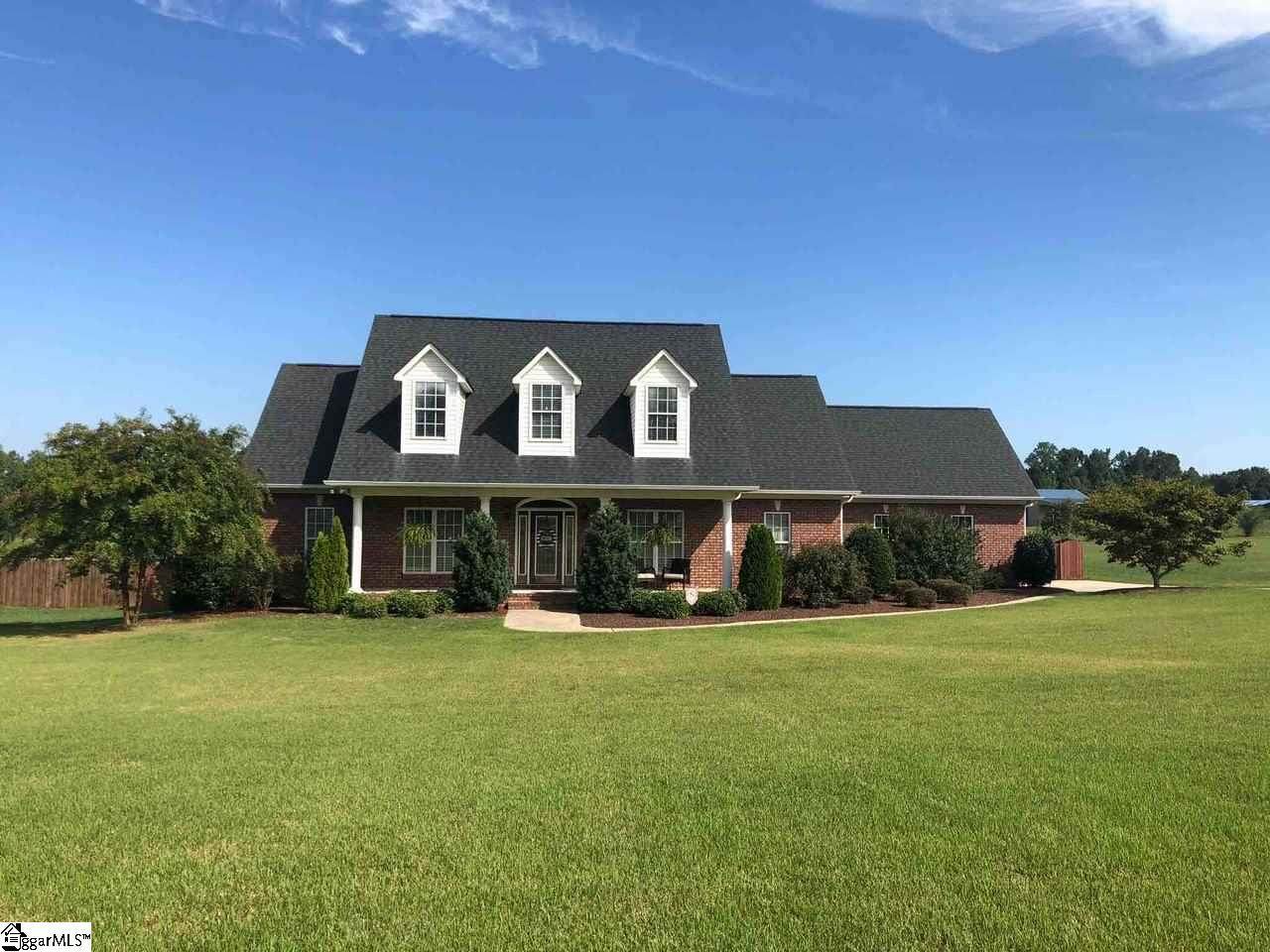 118 Belair Drive - Photo 1