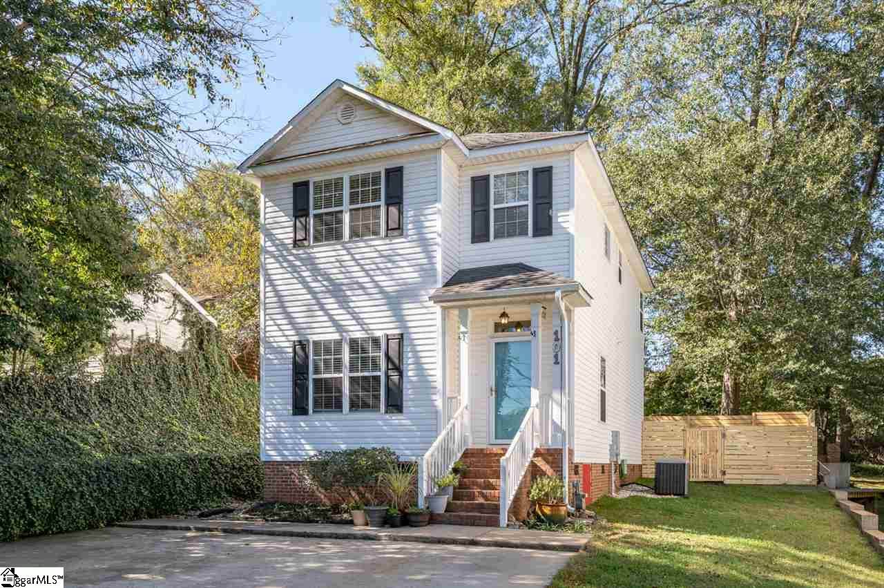 101 Mohawk Drive - Photo 1