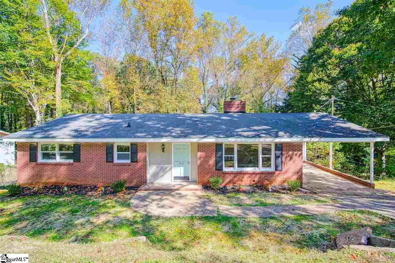 1441 Grant Circle - Photo 1