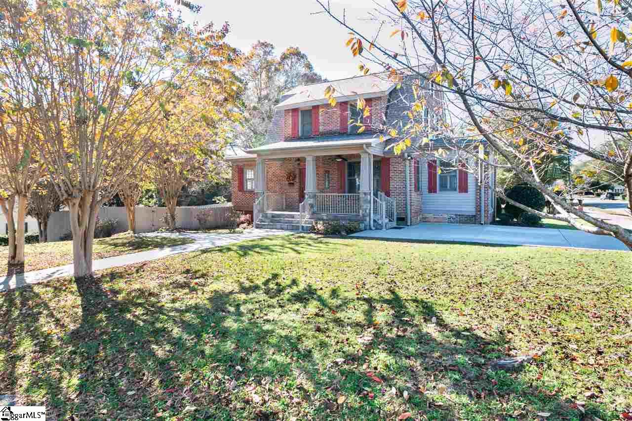400 Hickory Street - Photo 1