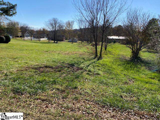 816 Brookwood Drive - Photo 1