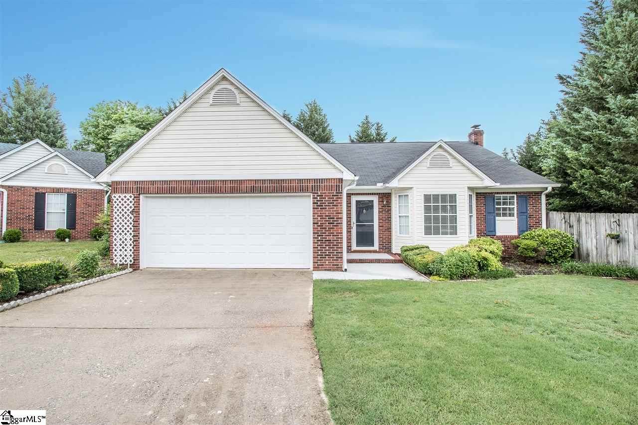 16 Hazelnut Court - Photo 1
