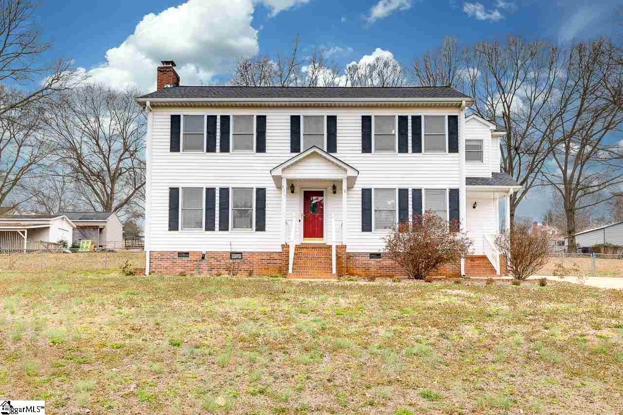 108 Mill Pond Road - Photo 1