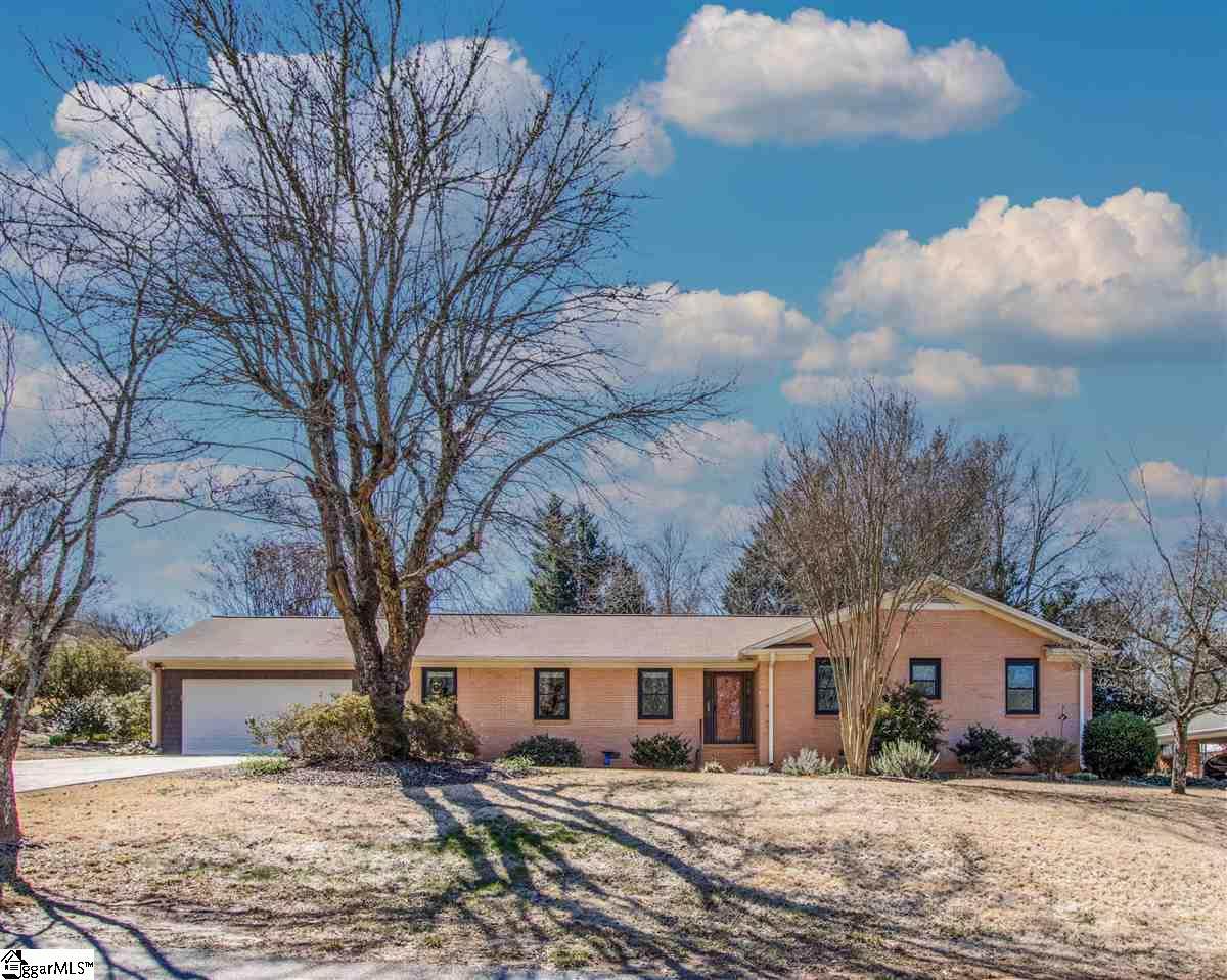 105 Abingdon Way - Photo 1