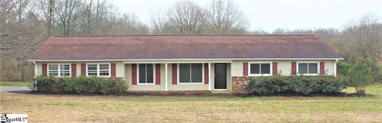 205 Hogg Road - Photo 1