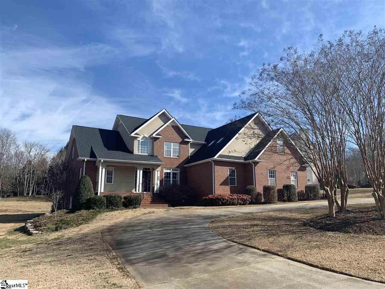 501 Oakmont Drive - Photo 1