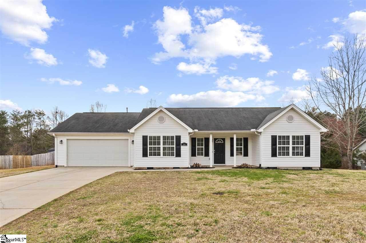 104 Spring Estates Drive - Photo 1