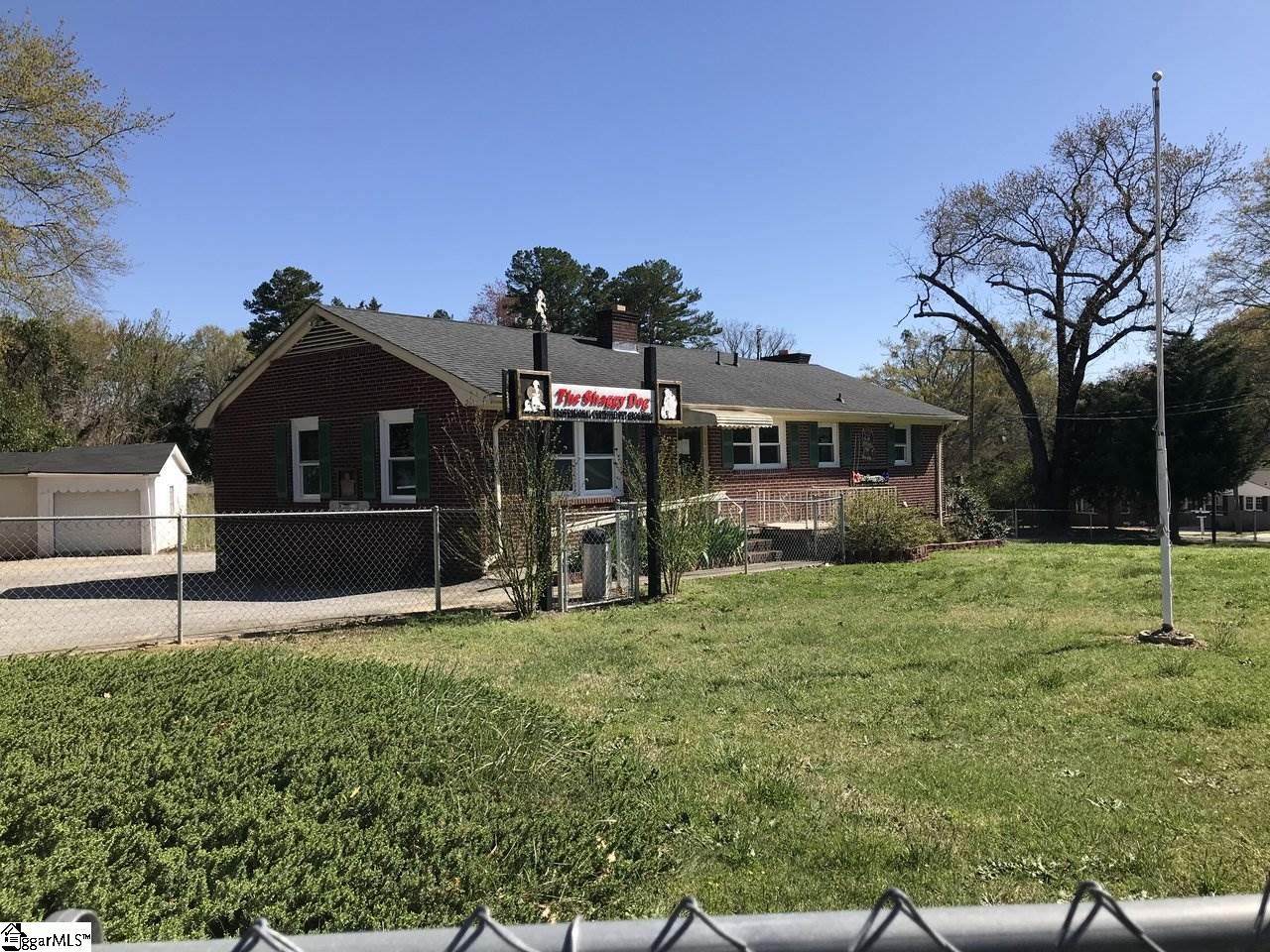 400 Lee Road - Photo 1