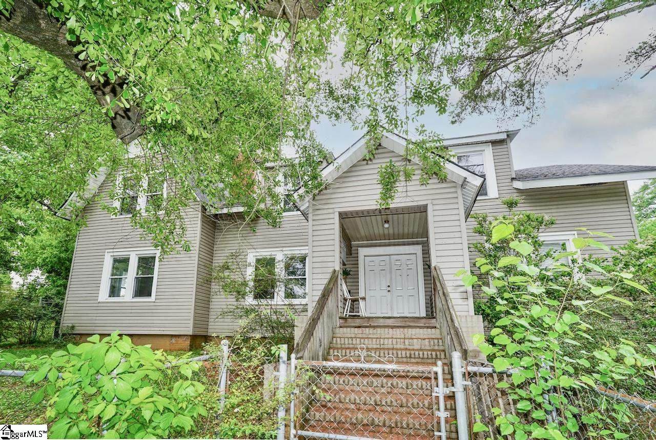 300 Smythe Street - Photo 1