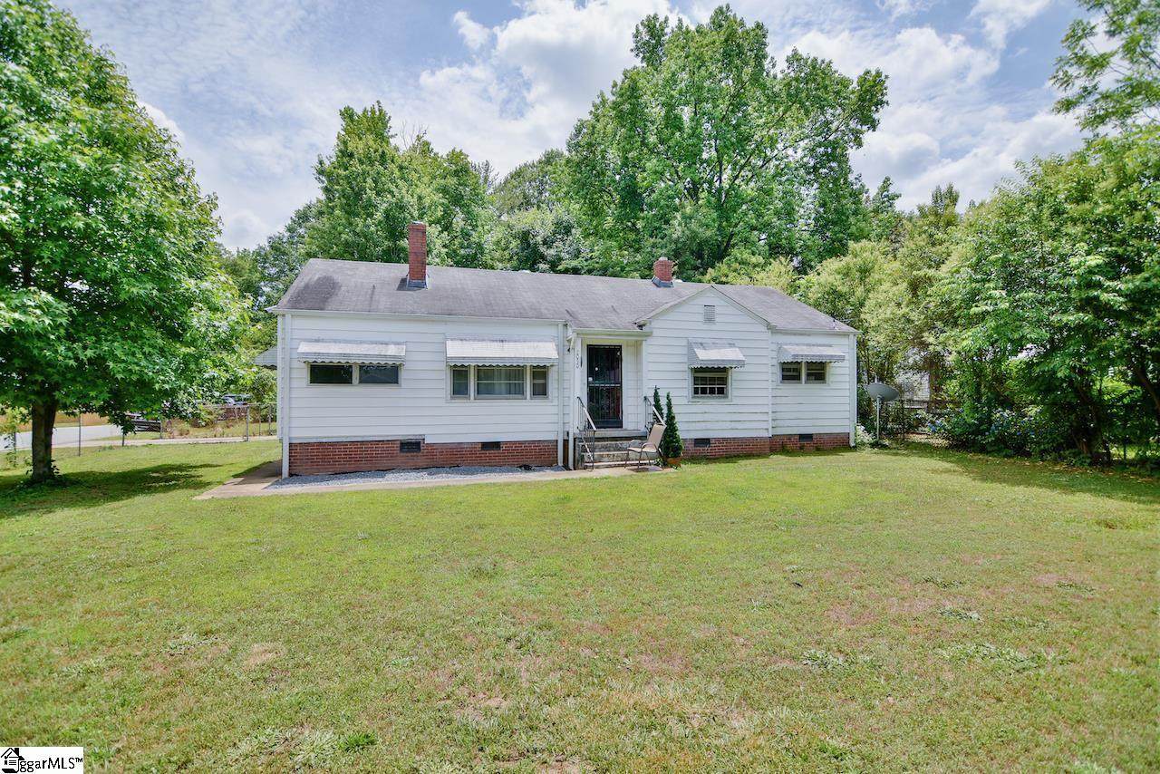 2030 North Street - Photo 1