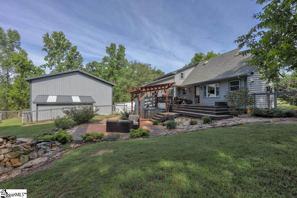 125 Mountain View Drive - Photo 1