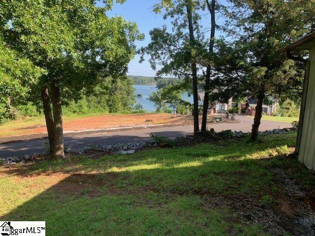 1602 Lakewood Lane - Photo 1