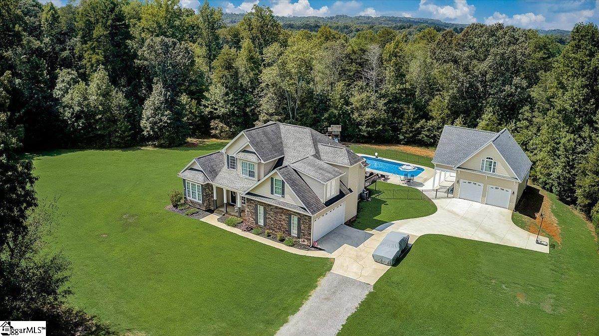 4083 North Highway 14 - Photo 1