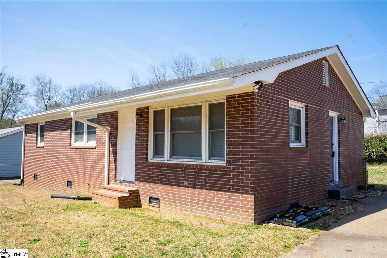 8119 Daniel Court - Photo 1