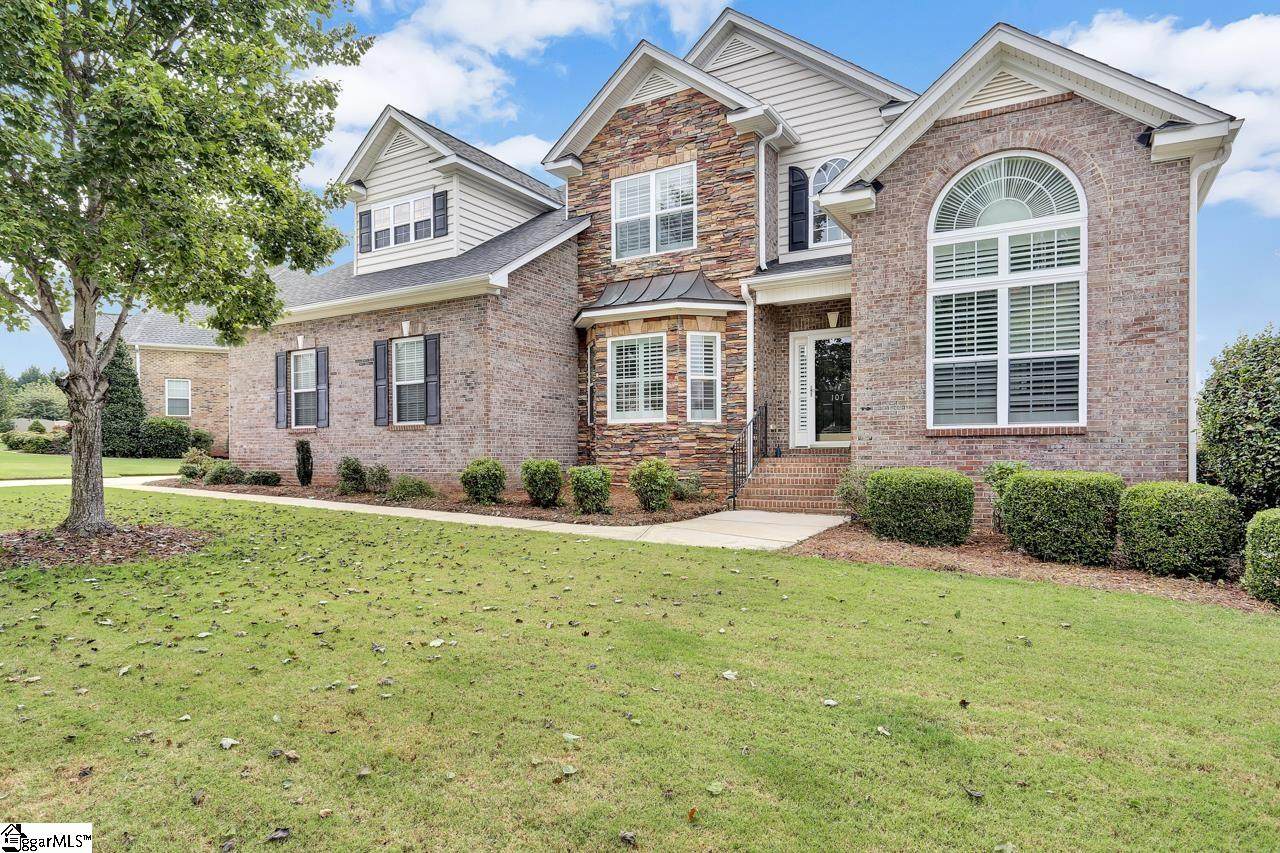 107 Gladstone Way - Photo 1