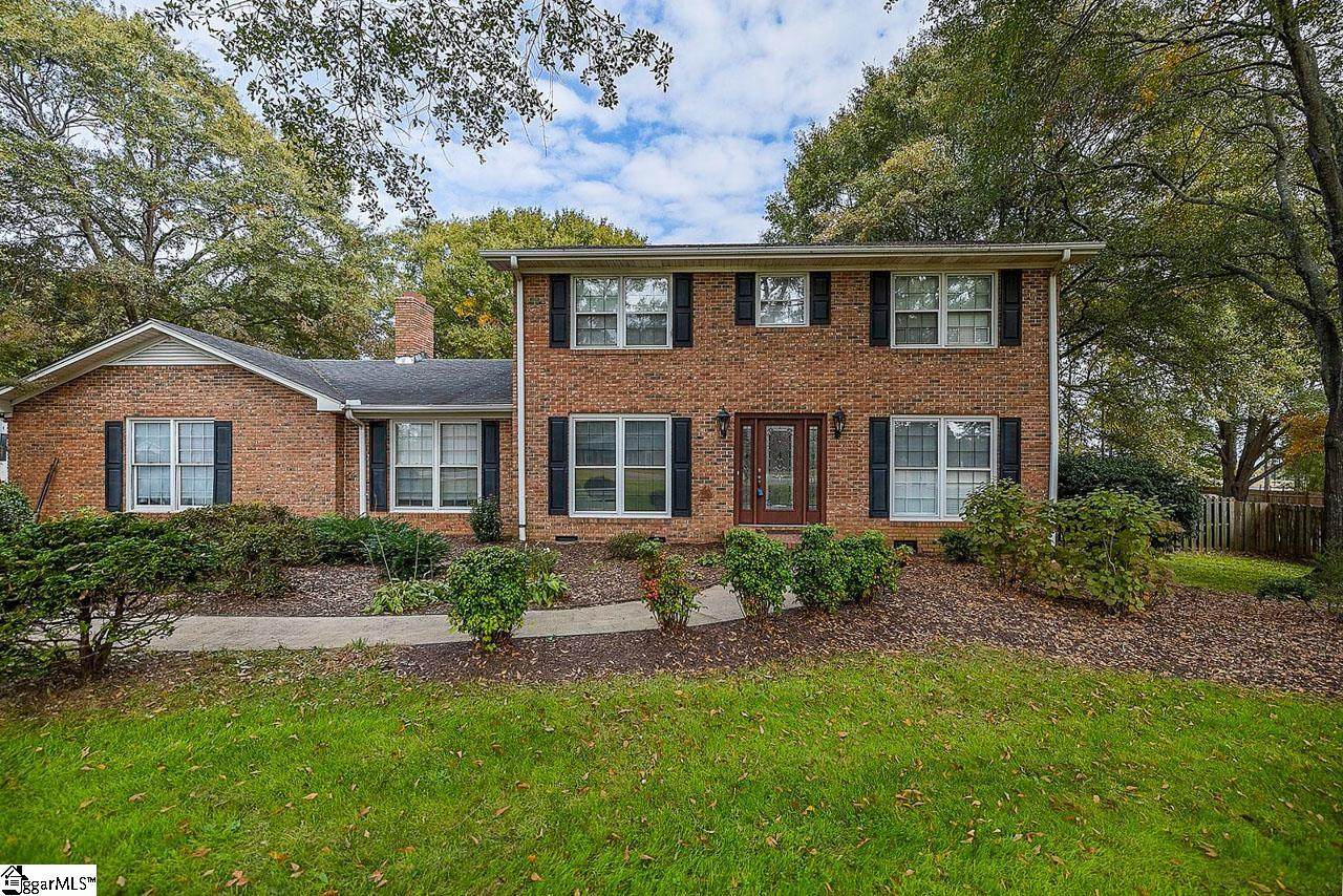 100 Belmont Drive - Photo 1