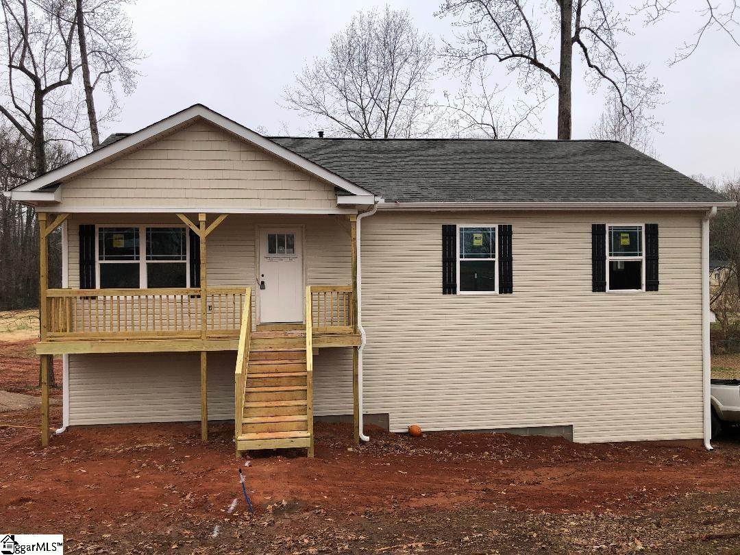 114 Acorn Drive - Photo 1