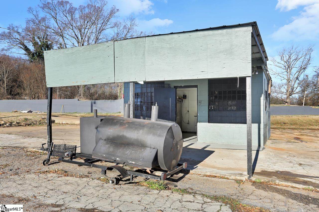 1600 Anderson Road - Photo 1