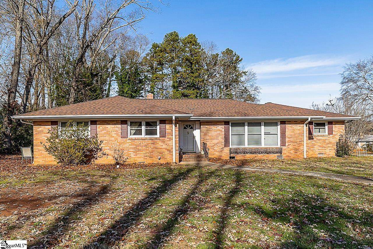 705 2nd Avenue - Photo 1