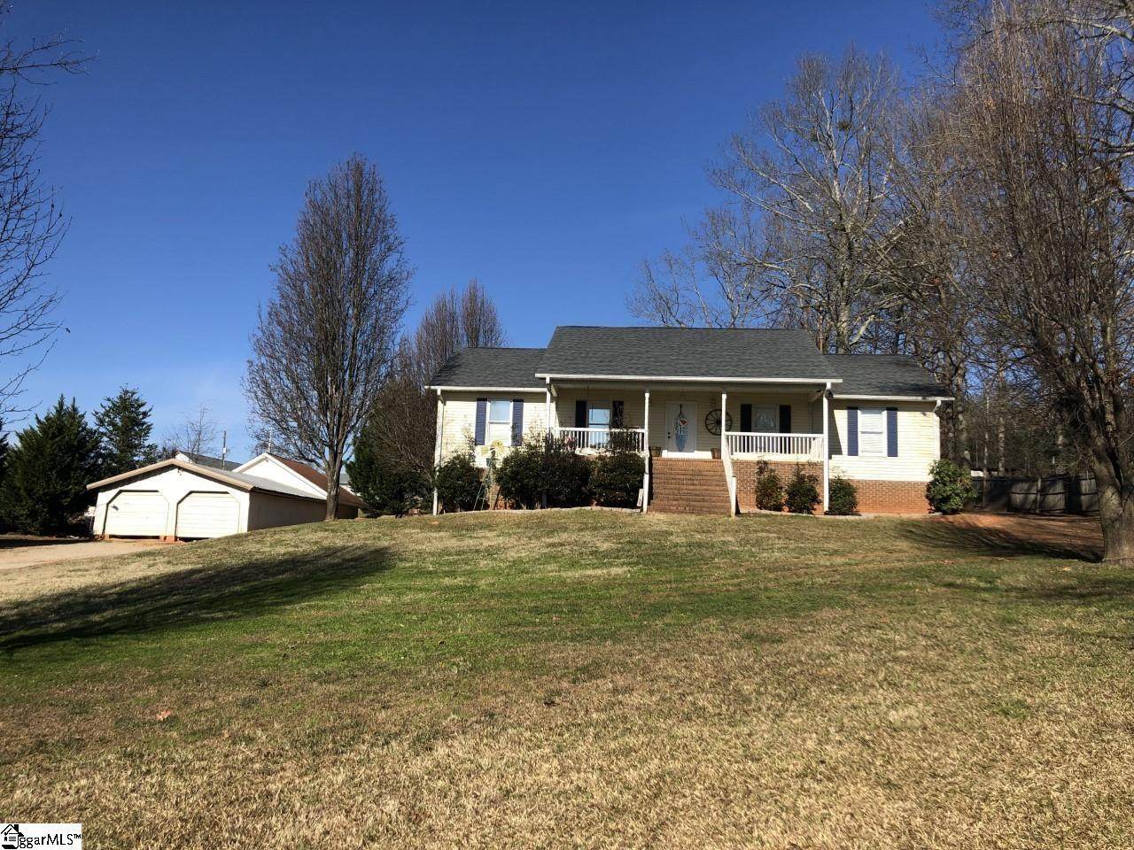 225 Hayes Road - Photo 1