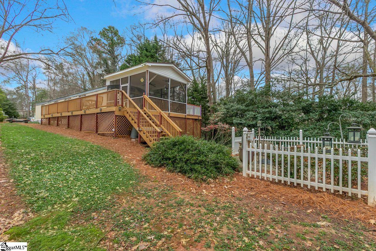 205 Beaver Lane - Photo 1