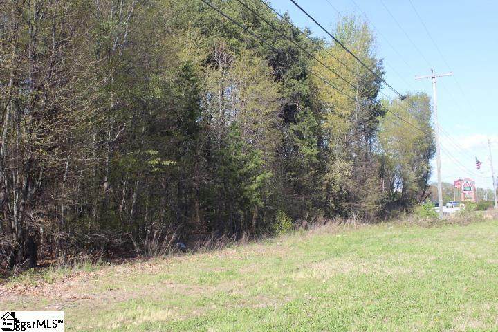 1866 Wade Hampton Boulevard - Photo 1