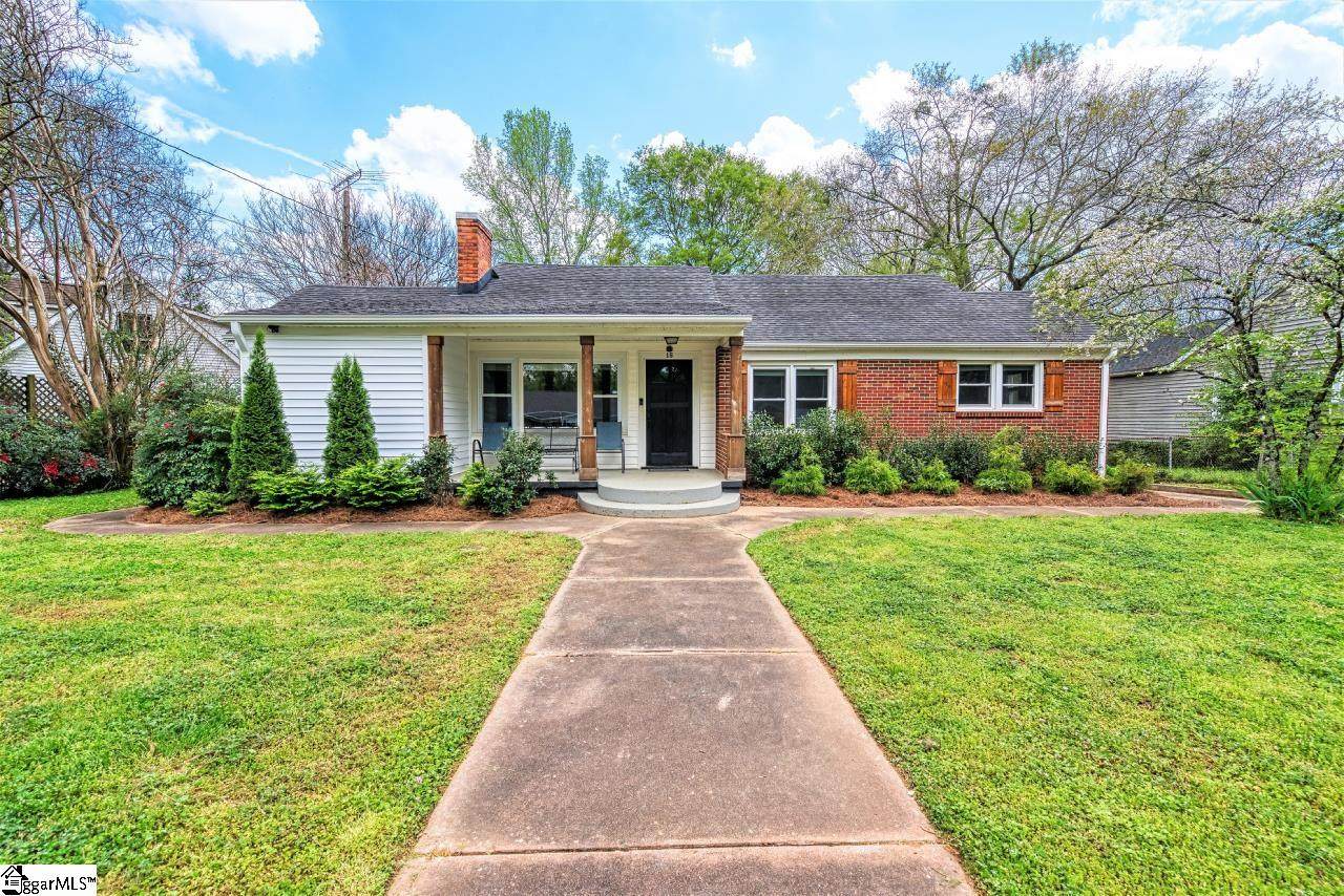 15 Circle Drive - Photo 1