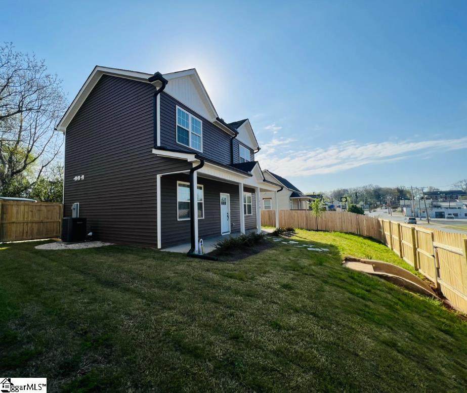 1510 Buncombe Road - Photo 1