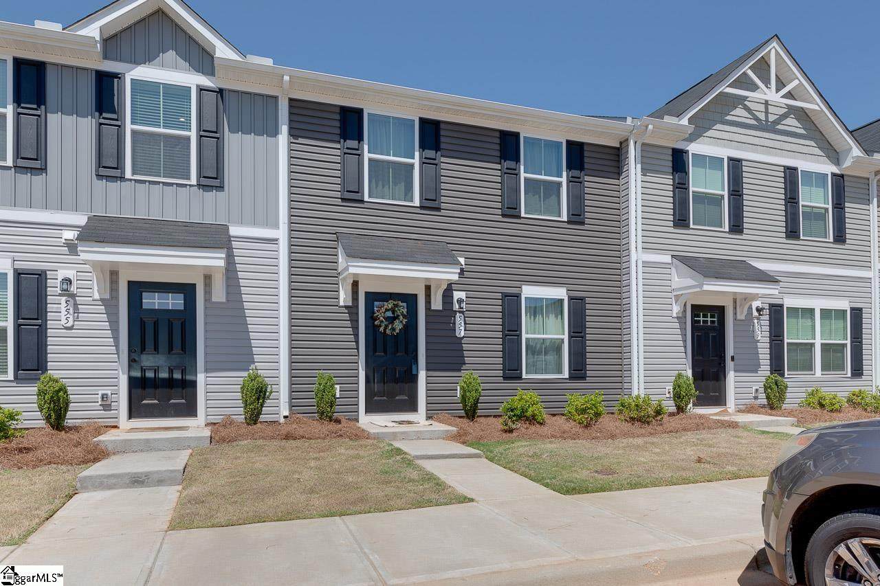 557 Hampton Townes Drive - Photo 1