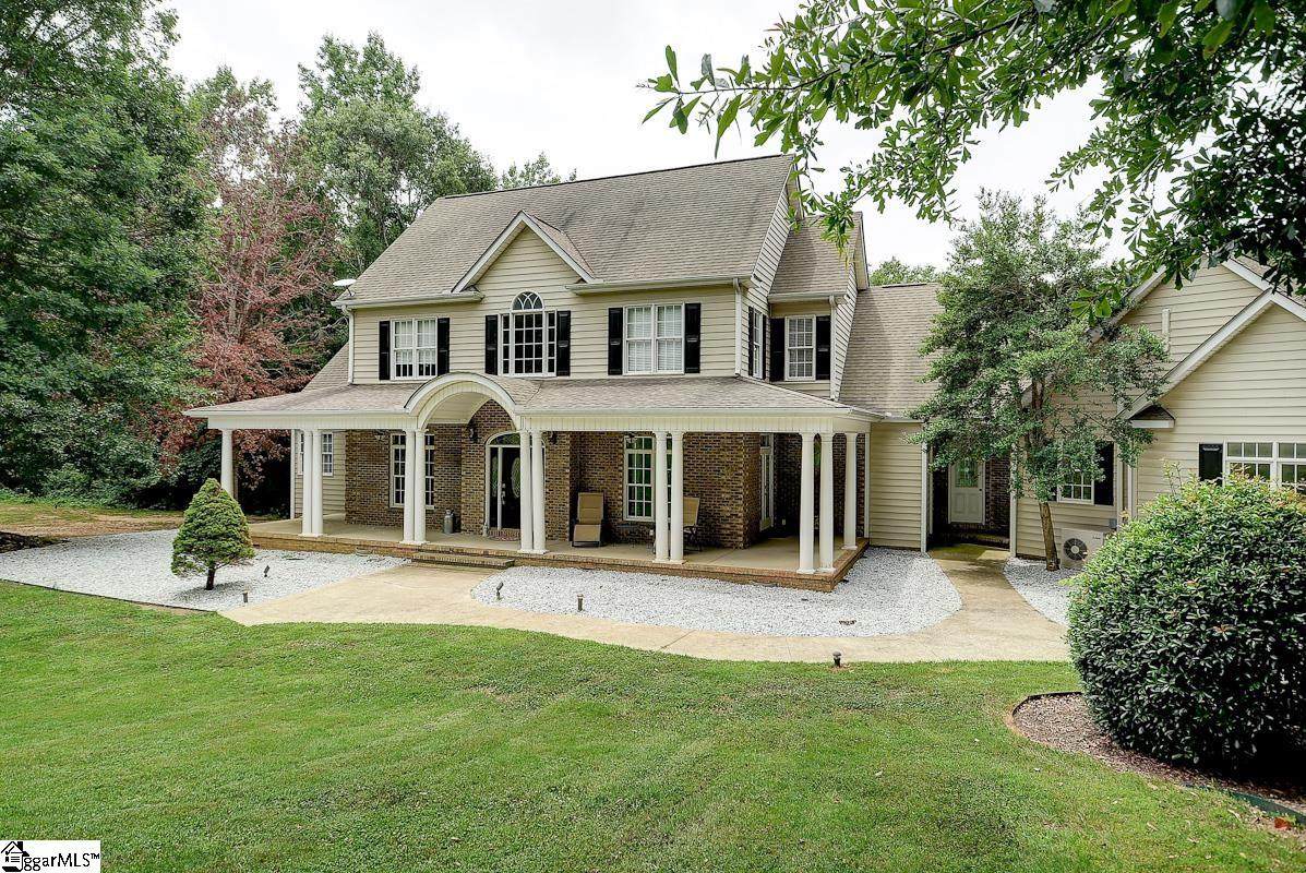 307 Hipps Road - Photo 1