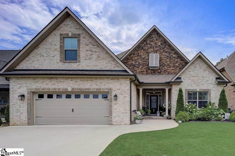 204 Carolena Rose Way - Photo 1