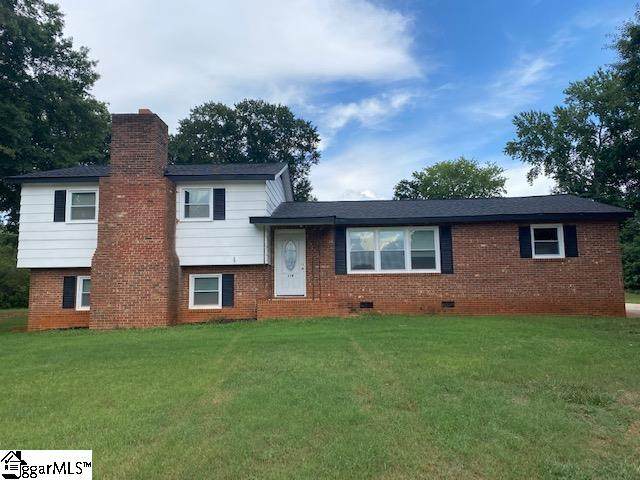 118 West Drive - Photo 1