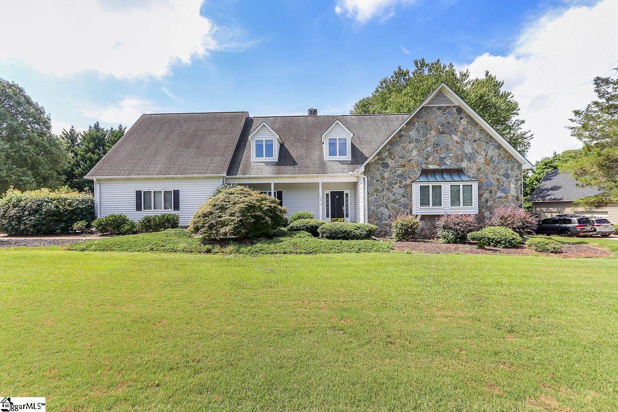 209 Holborne Drive - Photo 1