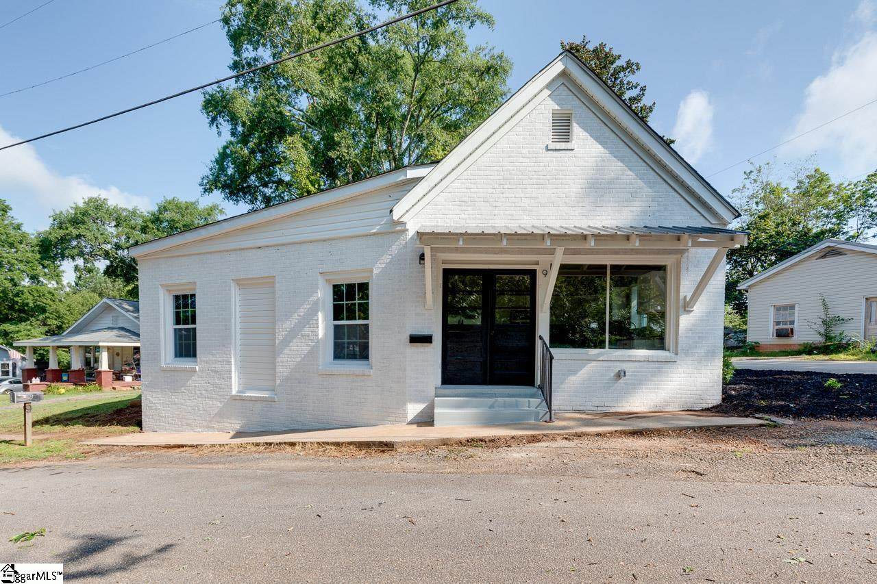 9 Dixie Avenue - Photo 1