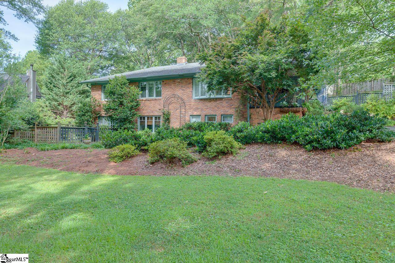 12 Sunset Drive - Photo 1