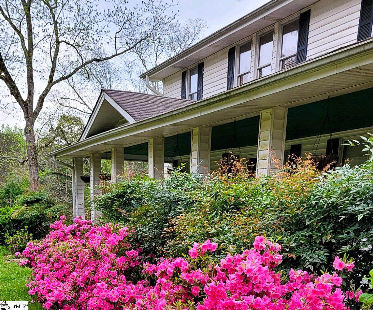 5502 Old Greenville Highway - Photo 1