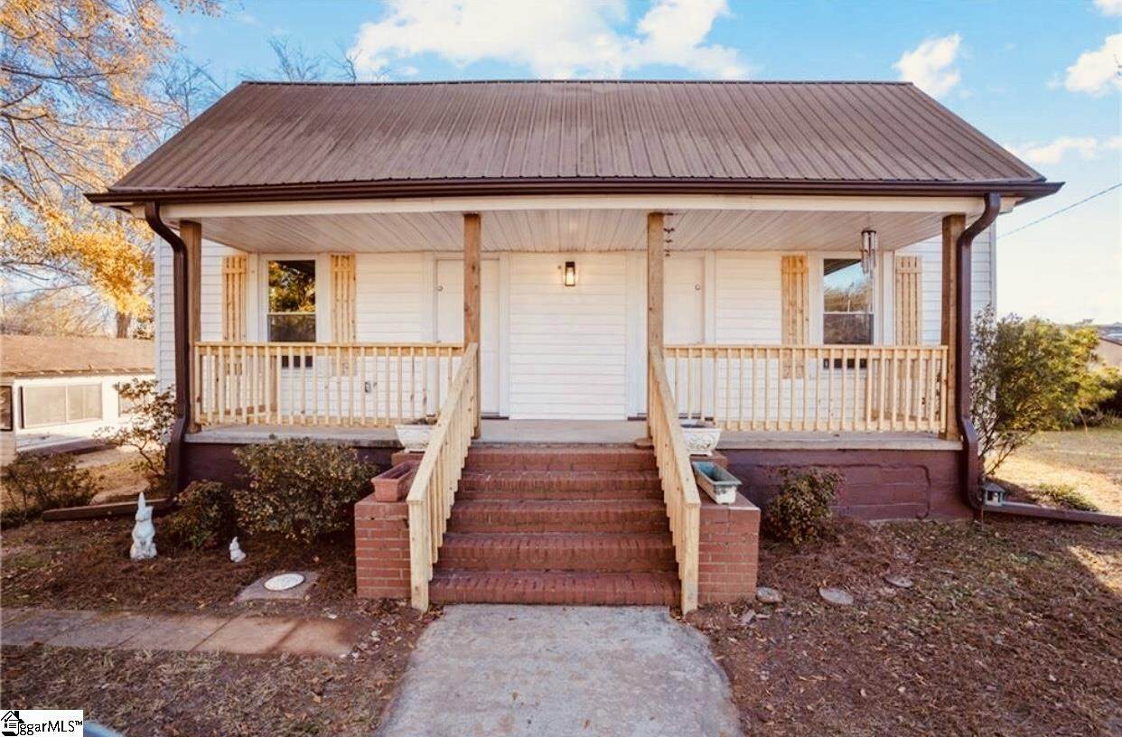 406 Maple Street - Photo 1
