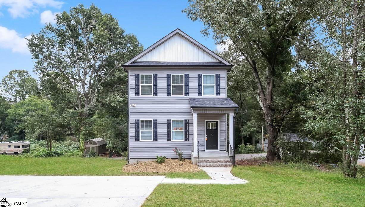 112 Davis Street - Photo 1